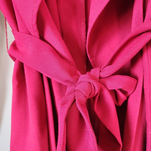 VENUS Red Lace Trim Robe - Picture 3 of 4